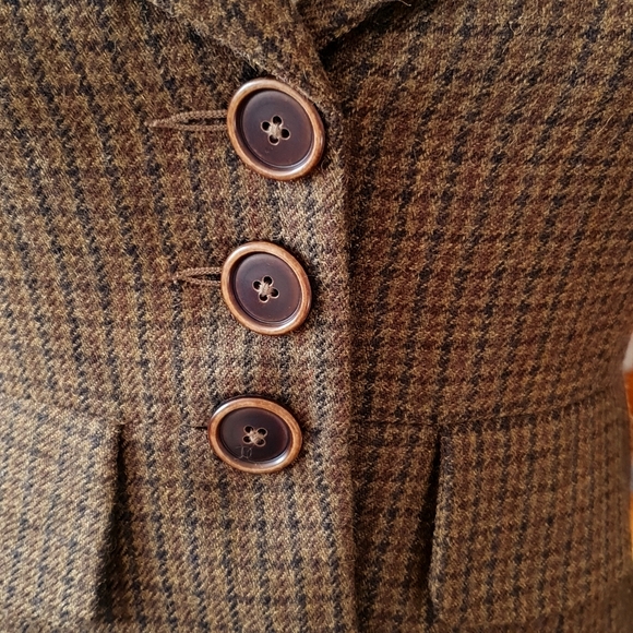 Banana Republic Women’s Tweed Peplum Embellished Wool Blazer Jacket Size 0 - Picture 3 of 8